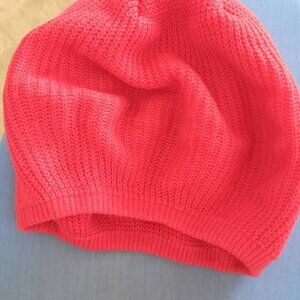 Brand New Pretty Knit Winer Hat